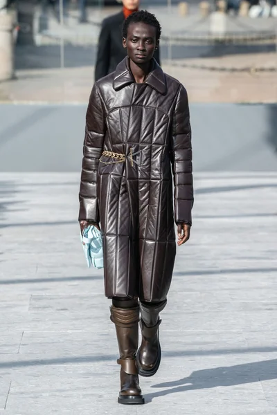 Look 6